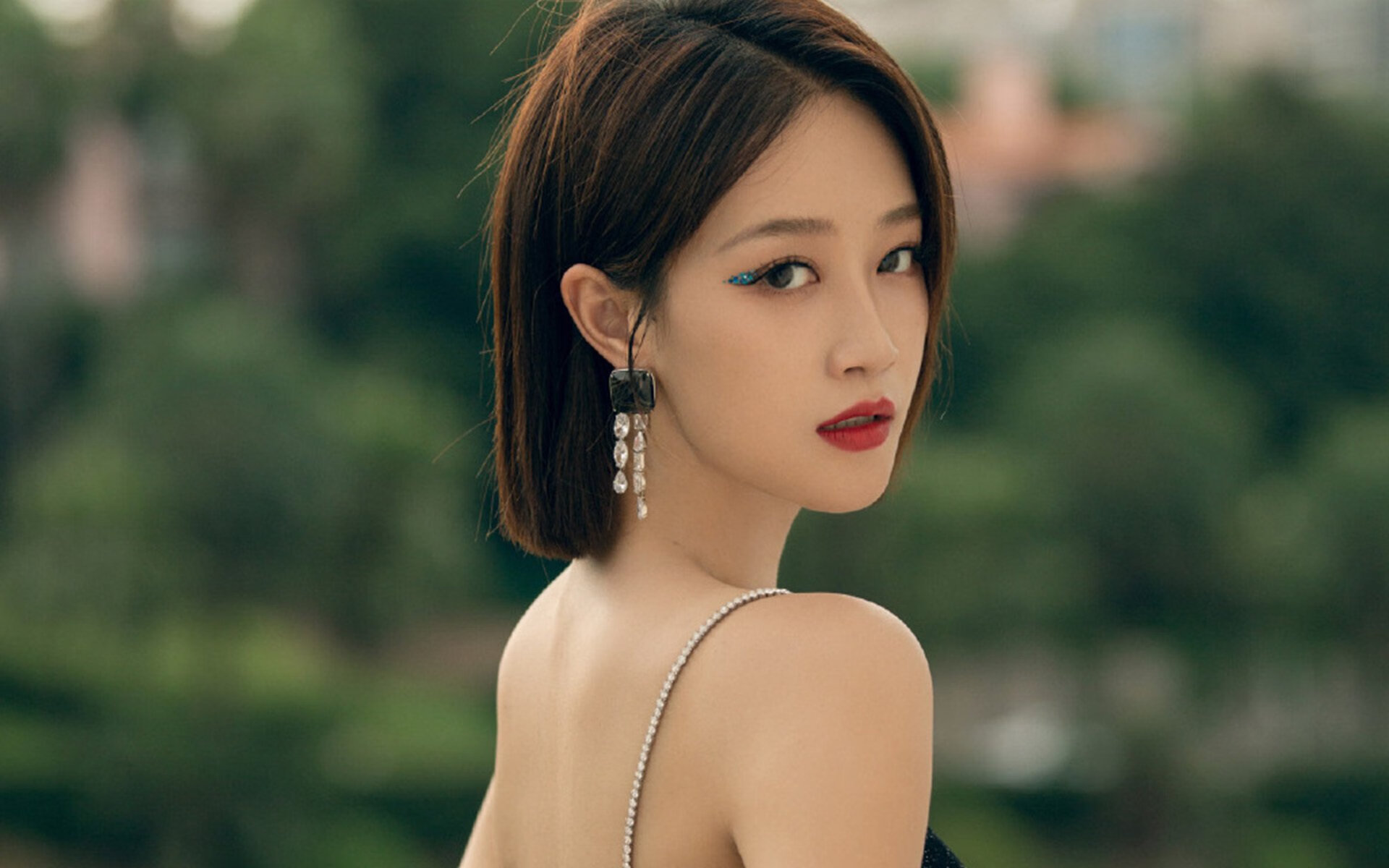 陈佳50米蝶泳突破自我极限，50米蝶泳全国纪录